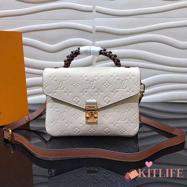 Forubags LV Pochette Metis Bag - 1
