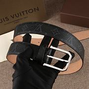 Forubags-4 Louis Vuitton belt with gold & silver hardware - 2