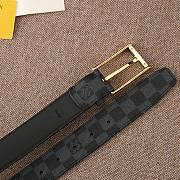 Forubags-5 Louis Vuitton belt with gold & silver hardware - 4
