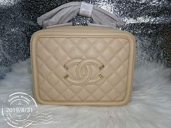 Forubags Chanel Vanity Case Bag in Beige