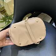 Forubags Chanel beige Caviar calfskin bucket bag - 3