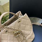 Forubags Chanel beige Caviar calfskin bucket bag - 4