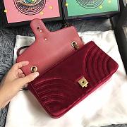Forubags Gucci GG Marmont Red Velvet small Bag style 443497 size 25.5x15x7cm - 4
