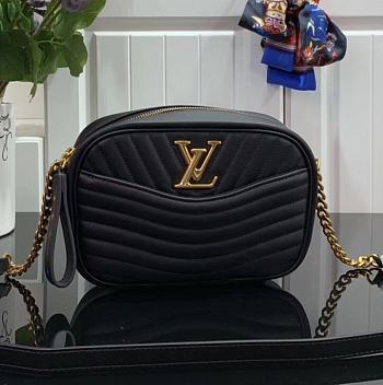 LOUIS VUITTON NEW WAVE CAMERA BAG M53682