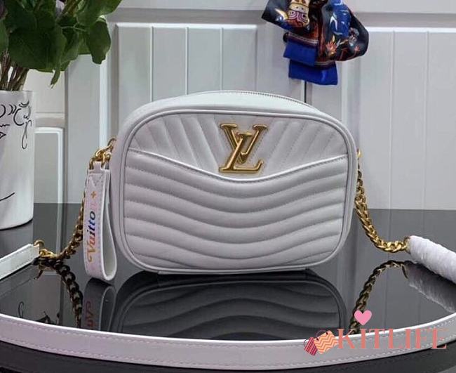 LOUIS VUITTON NEW WAVE CAMERA BAG M53863 - 1