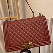 Chanel Boy bag in Burgundy Caviar Leather with Retro Gold Hardware 30cm - 4