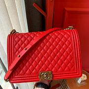 Chanel Boy bag in Red Caviar Leather with Retro Gold Hardware 30cm - 1