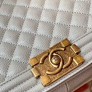 Chanel Boy bag in Grey Caviar Leather with Retro Gold Hardware 28cm - 3