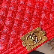 Chanel Boy bag in Red Caviar Leather with Retro Gold Hardware 28cm - 6