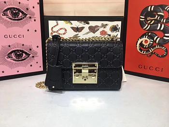 Gucci Padlock Gucci Signature Black Shoulder Bag 20cm