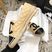  Forubags Chanel Beige Flat Shoes - 6