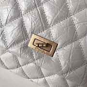 Chanel Palm Print Calfskin Clutch White - 6