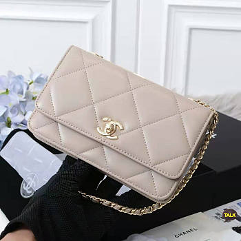 CHANEL CC LAMBSKIN WOC A80982