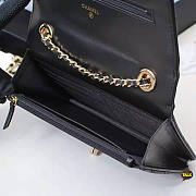 CHANEL CC BLACK LAMBSKIN WOC A80982 - 5