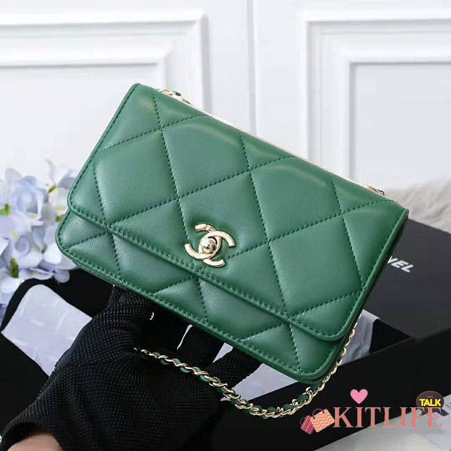 CHANEL CC GREEN WOC A80982 - 1