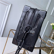  Louis Vuitton Soft Trunk Strap Black Mesh And Leather - 5