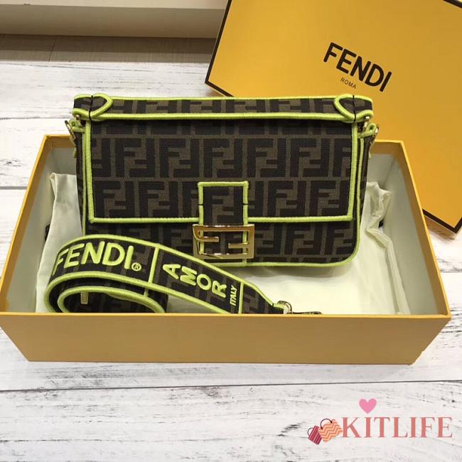 Forubags Fendi Baguette bag 26cm - 1