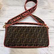 Fendi Baguette bag 32cm - 4