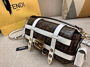 Forubags Fendi Baguette bag 27cm - 3