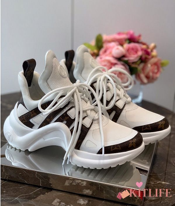 Louis Vuitton White Sneakers Shoes - 1