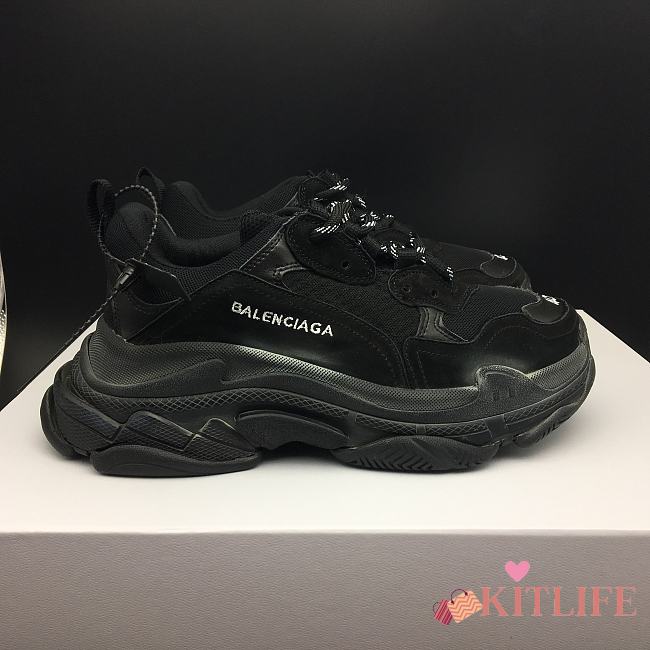 Balenciaga-24 Tripe-S - 1