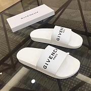 Forubags-3 Givenchy Slippers - 2