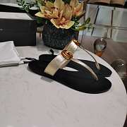 Forubags-36 Gucci Slippers - 2