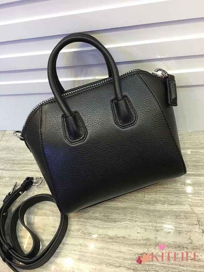 Givenchy Mini Antigona In Black Handbag 22*20*13cm - 1