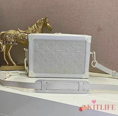 Louis Vuitton Soft Trunk White Mesh 25-17-9.5CM - 1