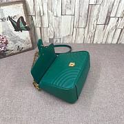 Forubags Gucci GG Marmont small top handle bag green 498110 - 4