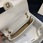 Forubags Chanel Caviar Leather Flap White 23-16-9cm - 3