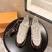 FORUBAGS LOUIS VUITTON 1A4XNL RUN AWAY SNEAKER - 4