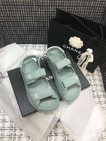 FORUBAGS3 CHANEL SANDELS