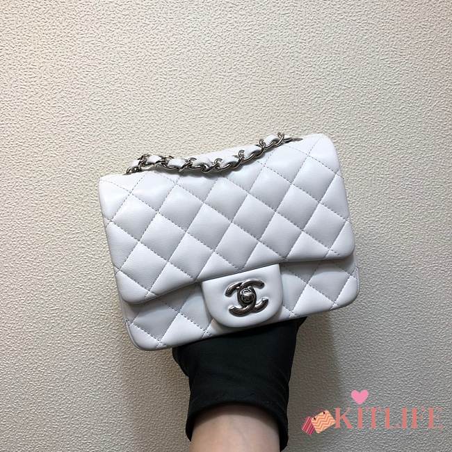 Forubags Chanel Mini Flap White Bag Lambskin Leather With Silver Hardware 17CM - 1