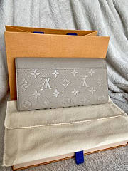  FORUBAGS LOUIS VUITTON SARAH WALLET M68708 Beige - 4