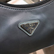 PRADA RE-EDITION 2005 NYLON AND SAFFIANO LEATHER BLUE BAG - 3