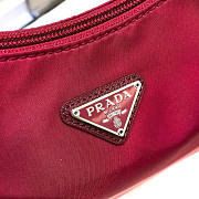 PRADA RE-EDITION 2005 NYLON AND SAFFIANO LEATHER BURGUNDY BAG - 2