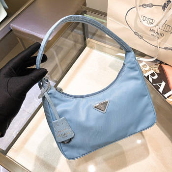 PRADA RE-EDITION 2005 NYLON AND SAFFIANO LIGHT BLUE BAG