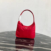 PRADA RE-EDITION 2000 NYLON RED BAG - 1