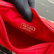 PRADA RE-EDITION 2000 NYLON RED BAG - 6
