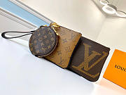 LOUIS VUITTON MONOGRAM POUCH - 2