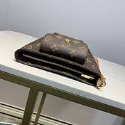LOUIS VUITTON POUCH - 3