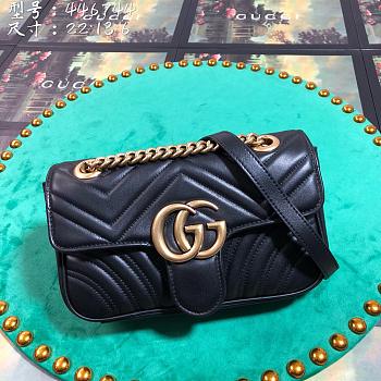 Forubags Gucci GG Marmont Matelassé Shoulder Bag 446744 Black 22cm