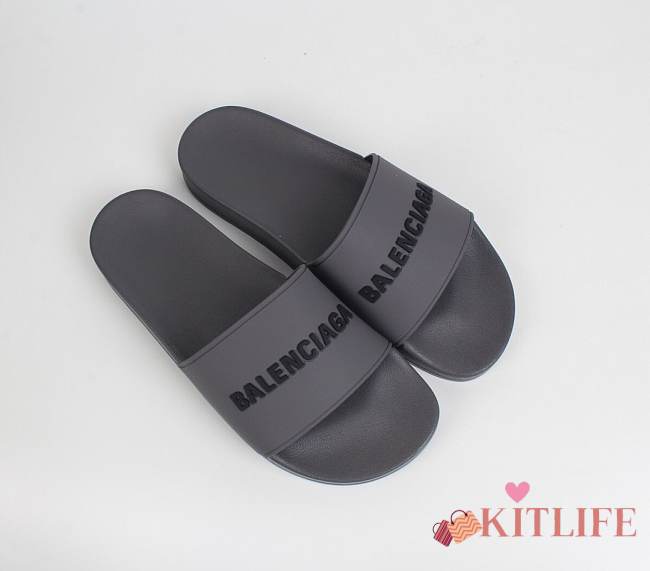 Balenciaga slippers 02 - 1
