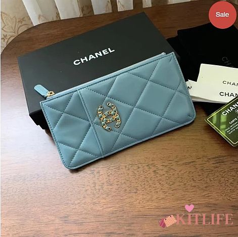  CHANEL 19 PHONE AND CARD HOLDER IN BLUE - 1