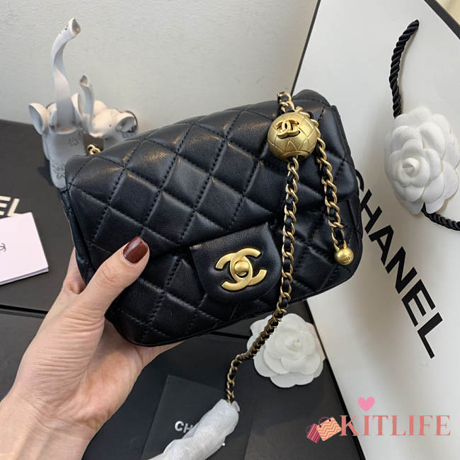 CHANEL FLAP BAG AS1786 17CM BLACK - 1