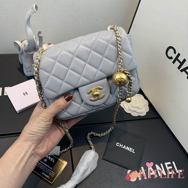 CHANEL FLAP BAG #AS1786 17CM GREY - 1