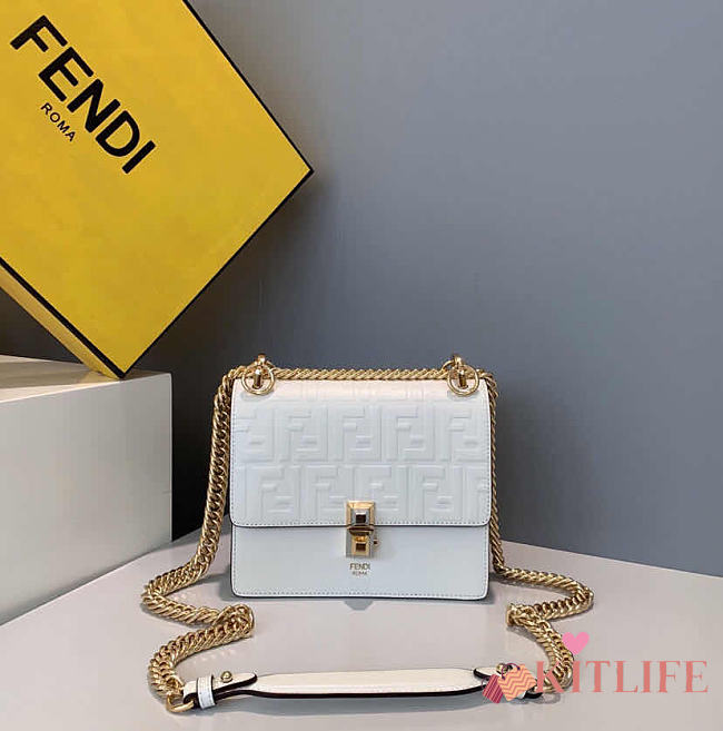 Forubags Fendi Kan I White Handbags With Chain - 1