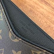 Louis Vuitton Pallas Monogram Canvas Leather Clutch Bag M41639 Black - 3