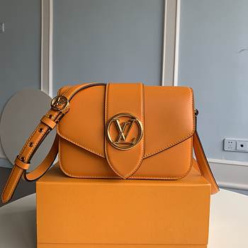 FORUBAGS LOUIS VUITTON LV PONT 9 M55946 Gold